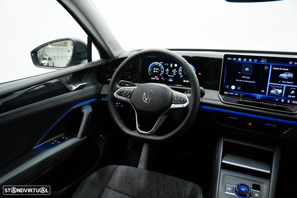 VW Tiguan - 19