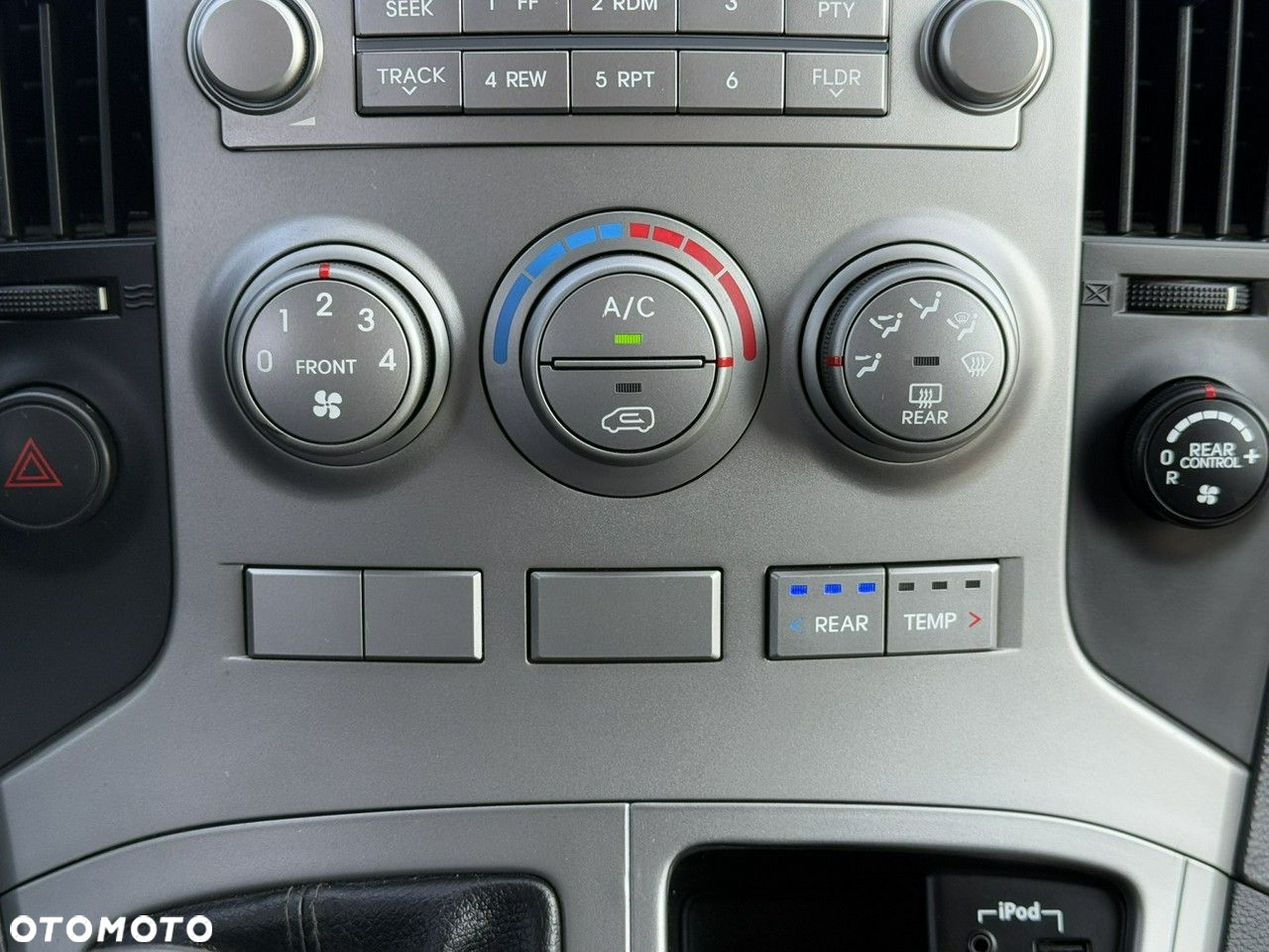 Hyundai H-1 2.5 CRDi Travel Family - 24