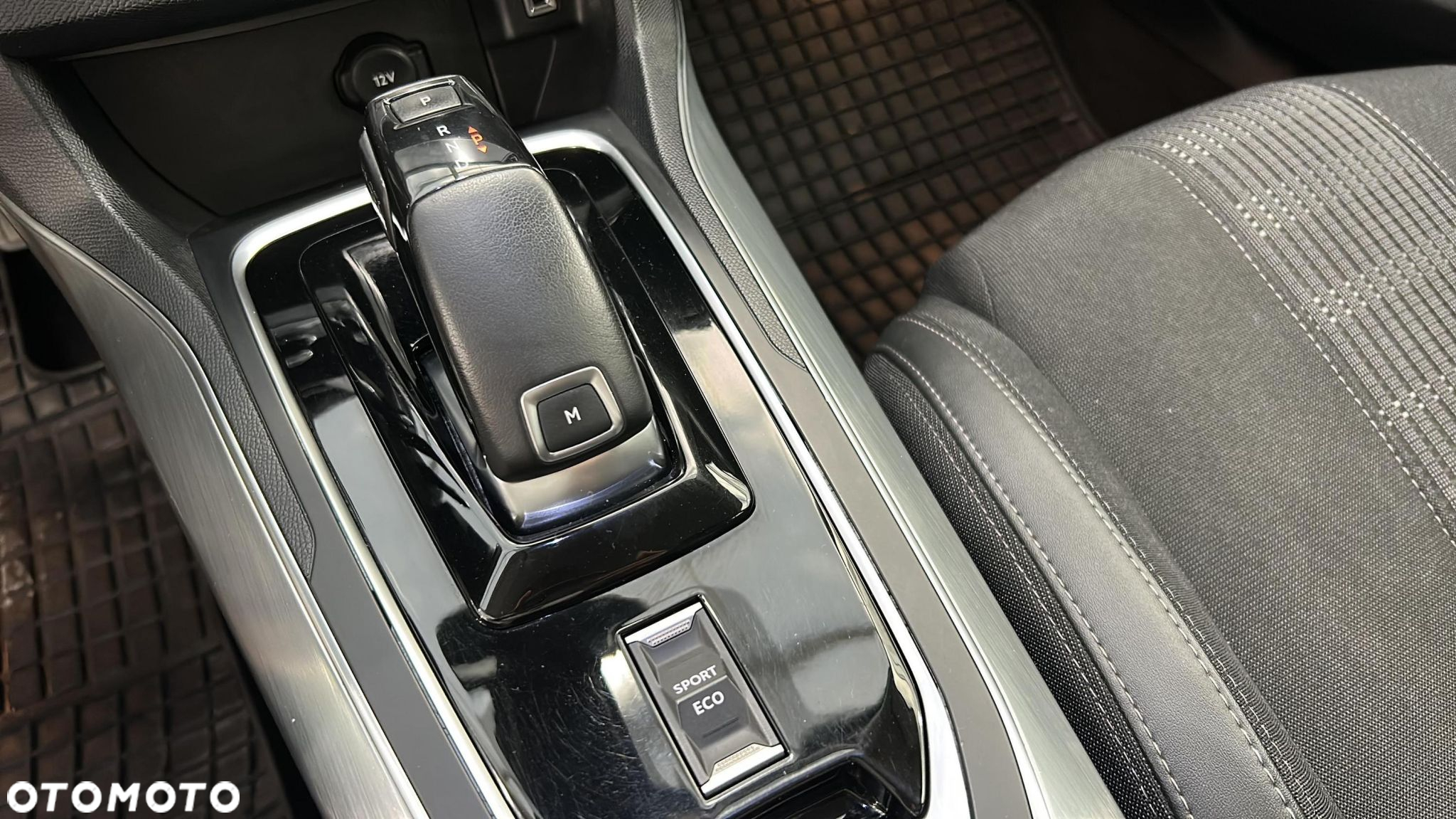 Peugeot 308 - 19