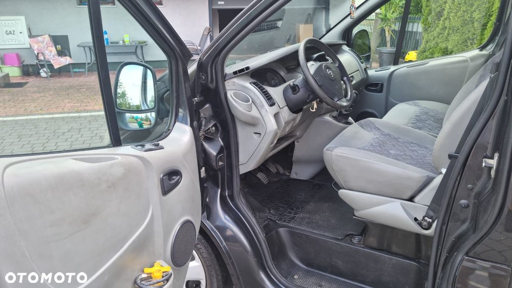 Opel Vivaro - 7