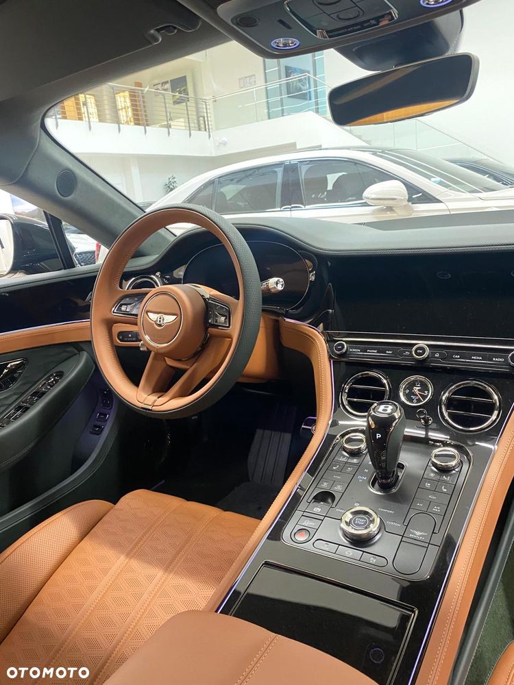 Bentley Continental GT W12 - 10