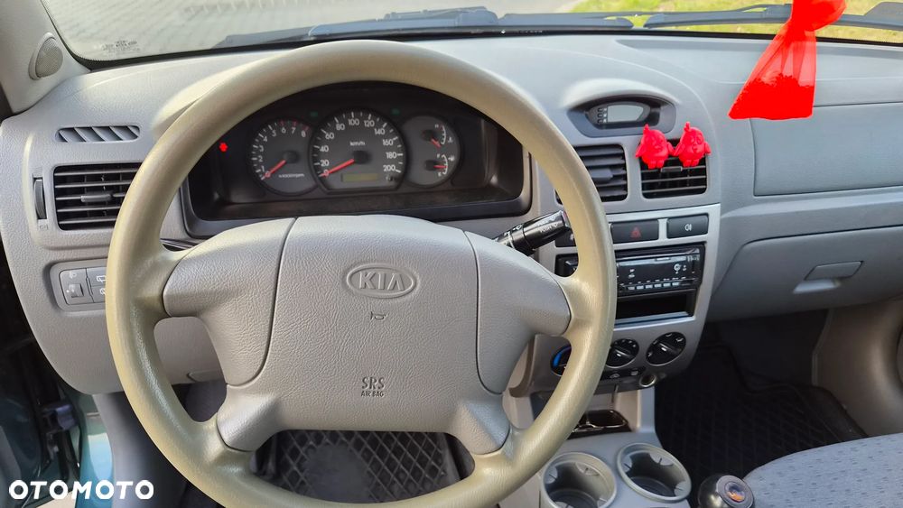Kia Rio 1.3 RS - 12