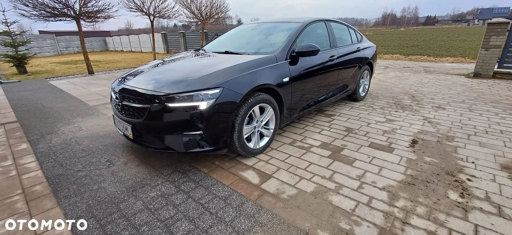Opel Insignia - 1
