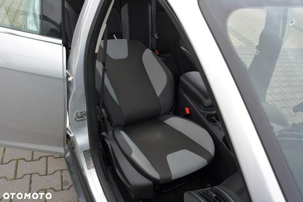 Ford Focus 1.0 EcoBoost Start-Stopp-System Champions Edition - 17