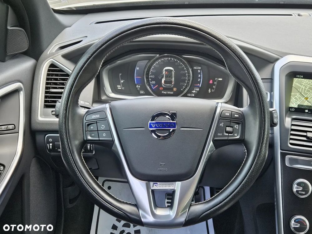 Volvo XC 60 D3 Drive-E R-Design Momentum - 10