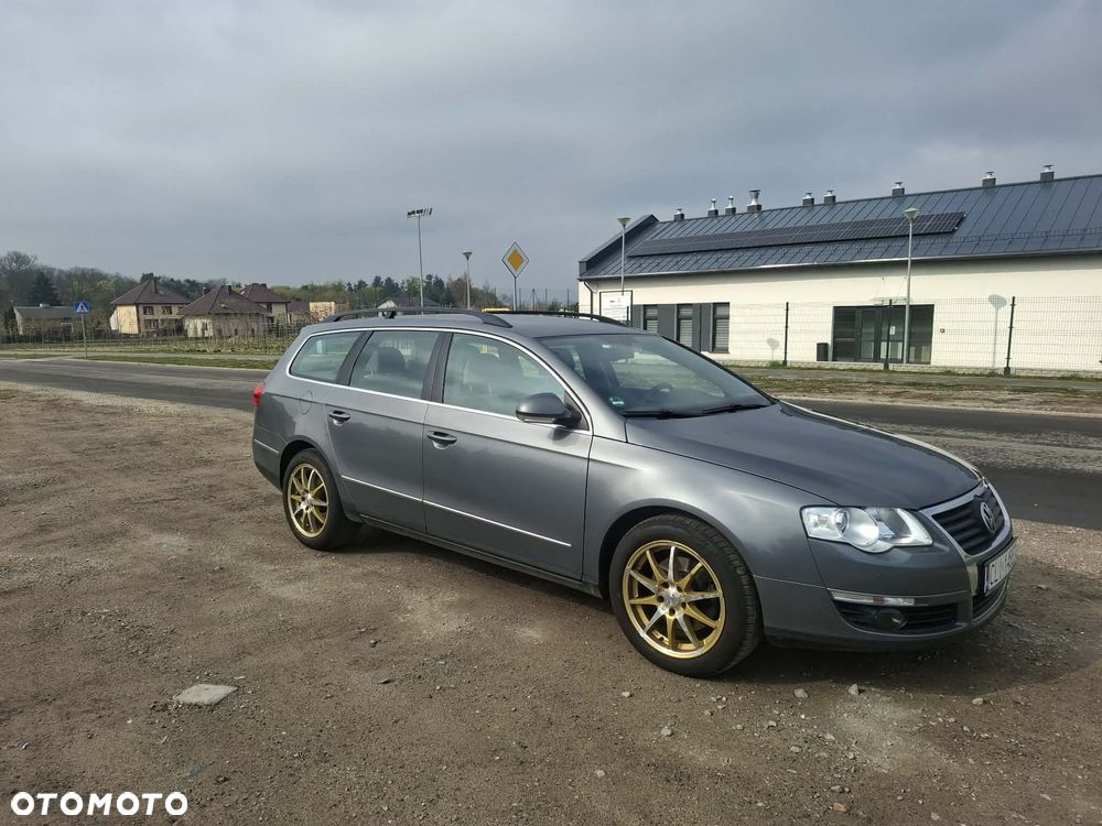 Volkswagen Passat - 3