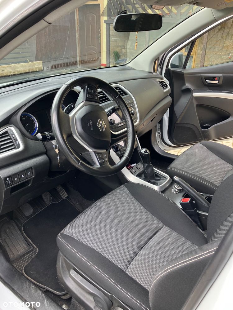 Suzuki SX4 S-Cross 1.6 Comfort - 9