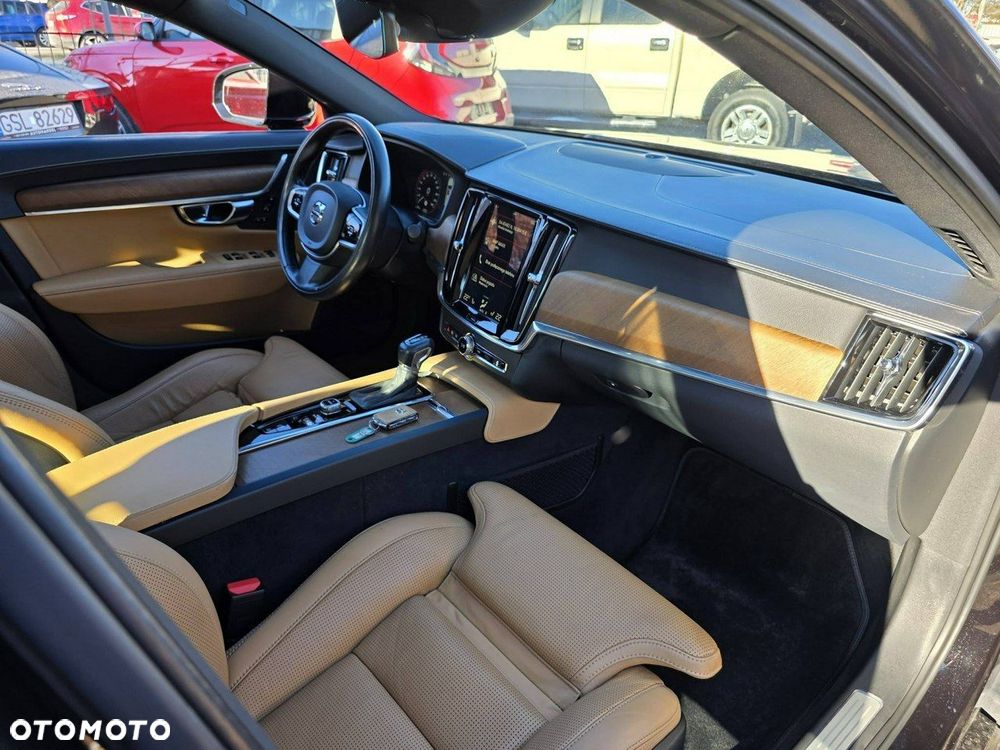 Volvo S90 T6 AWD Inscription - 28