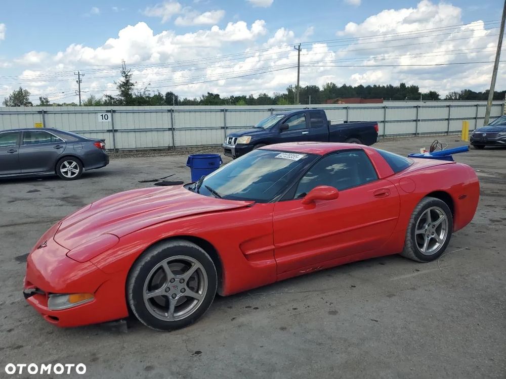 Chevrolet Corvette - 1