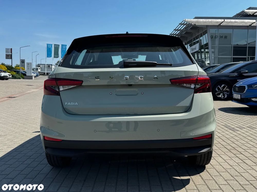 Skoda Fabia 1.0 TSI Drive - 9