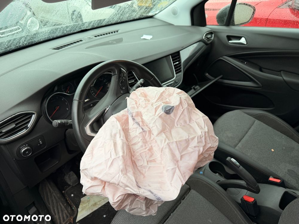 Opel Crossland - 10