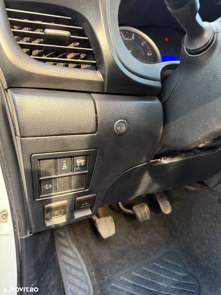Toyota Hilux 4x4 Double Cab M/T Style - 26