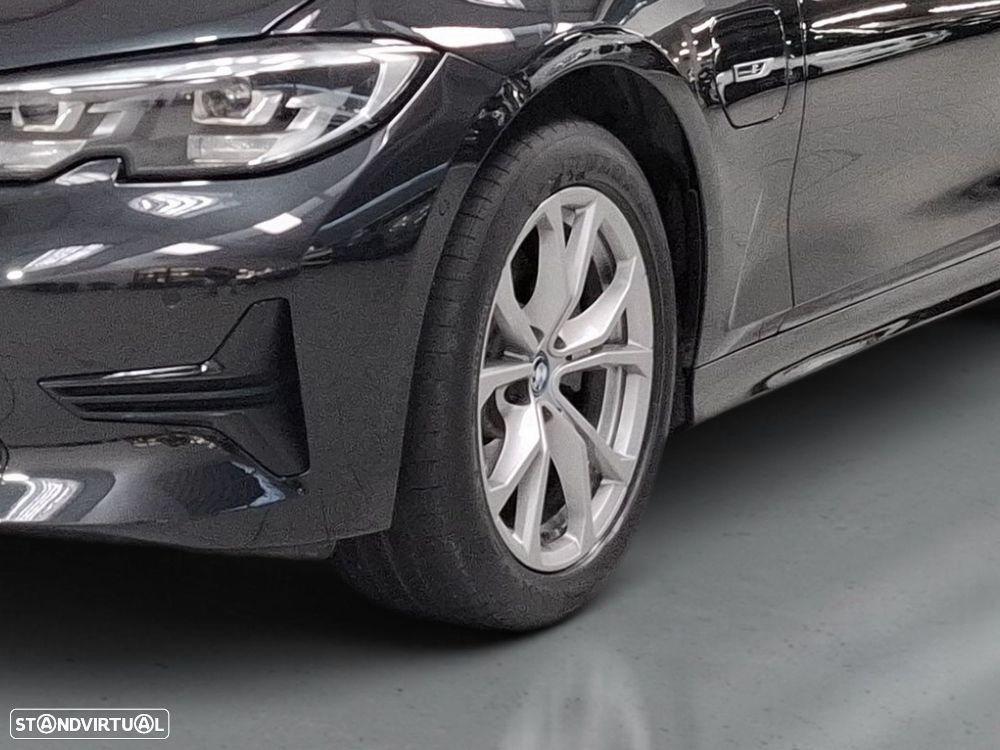 BMW 320 e Line Sport Auto - 4