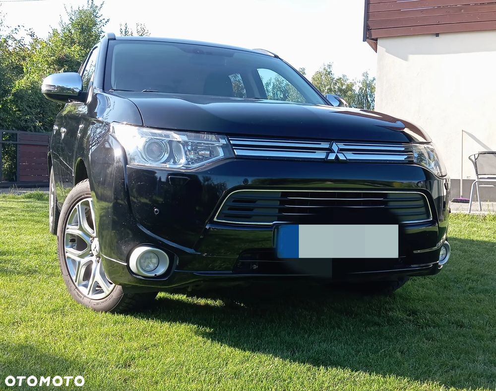 Mitsubishi Outlander - 17
