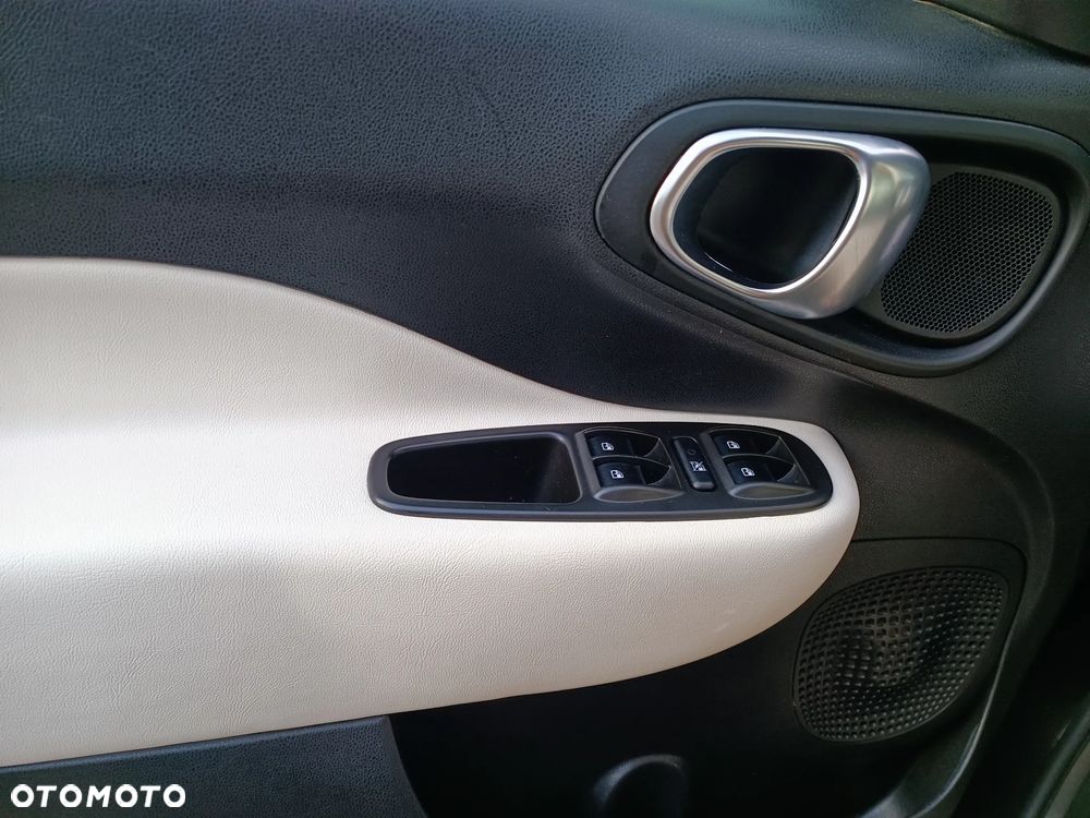 Fiat 500L ver-0-9-twinair-cross - 28