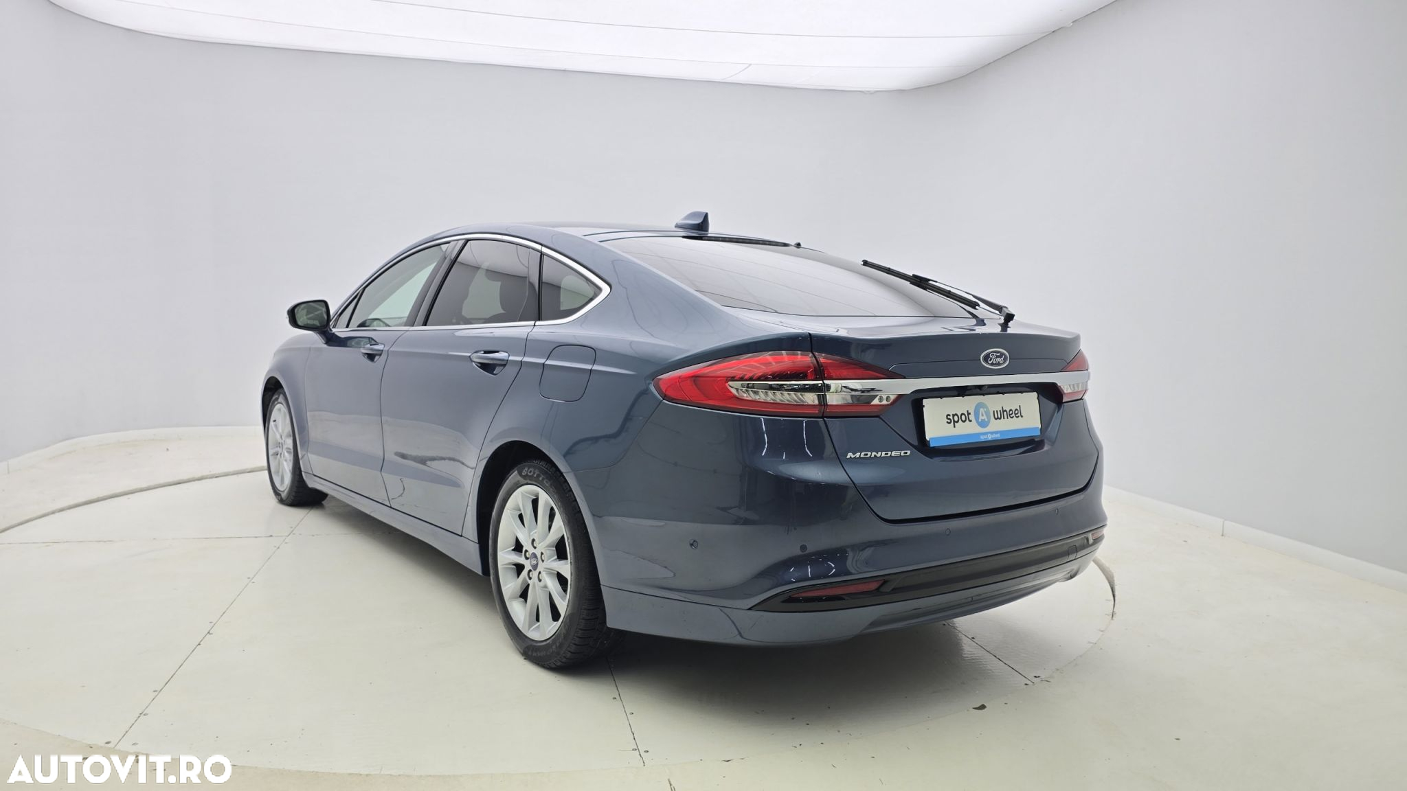Ford Mondeo - 8