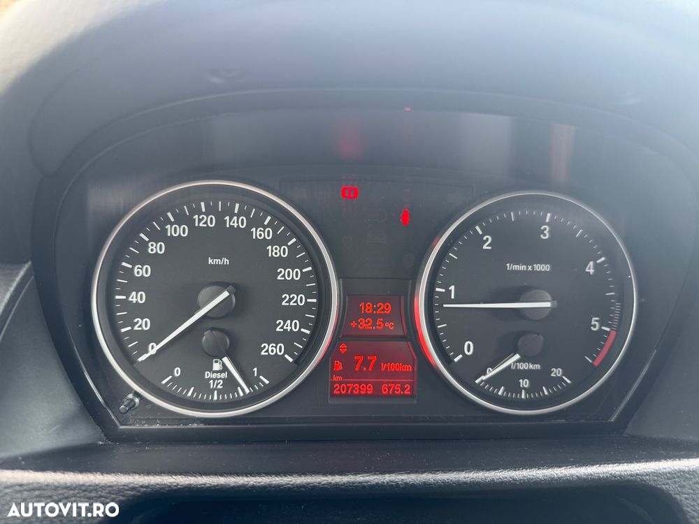 BMW X1 sDrive18d - 10