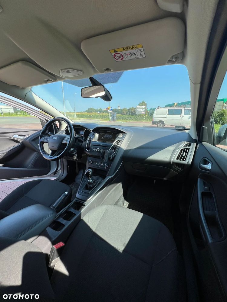 Ford Focus - 17