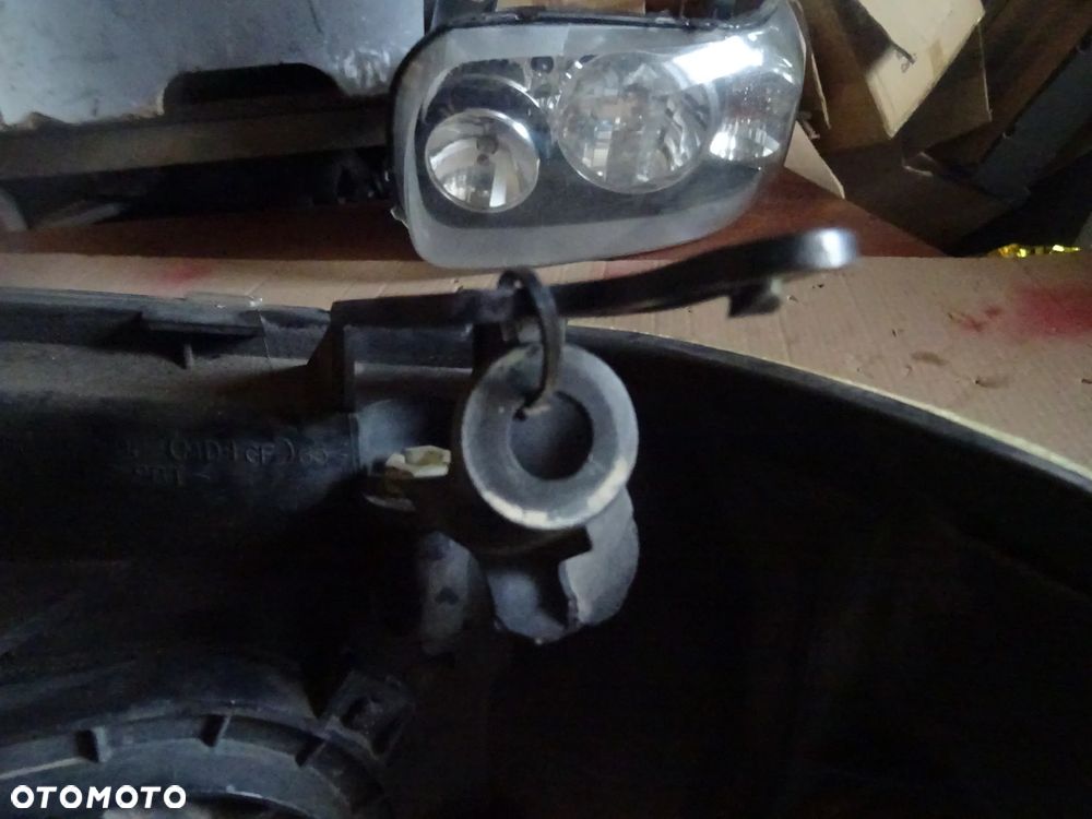 FORD MAVERICK LIFTING LAMPA PRAWA PRZEDNIA CZESCI ROZNE - 4