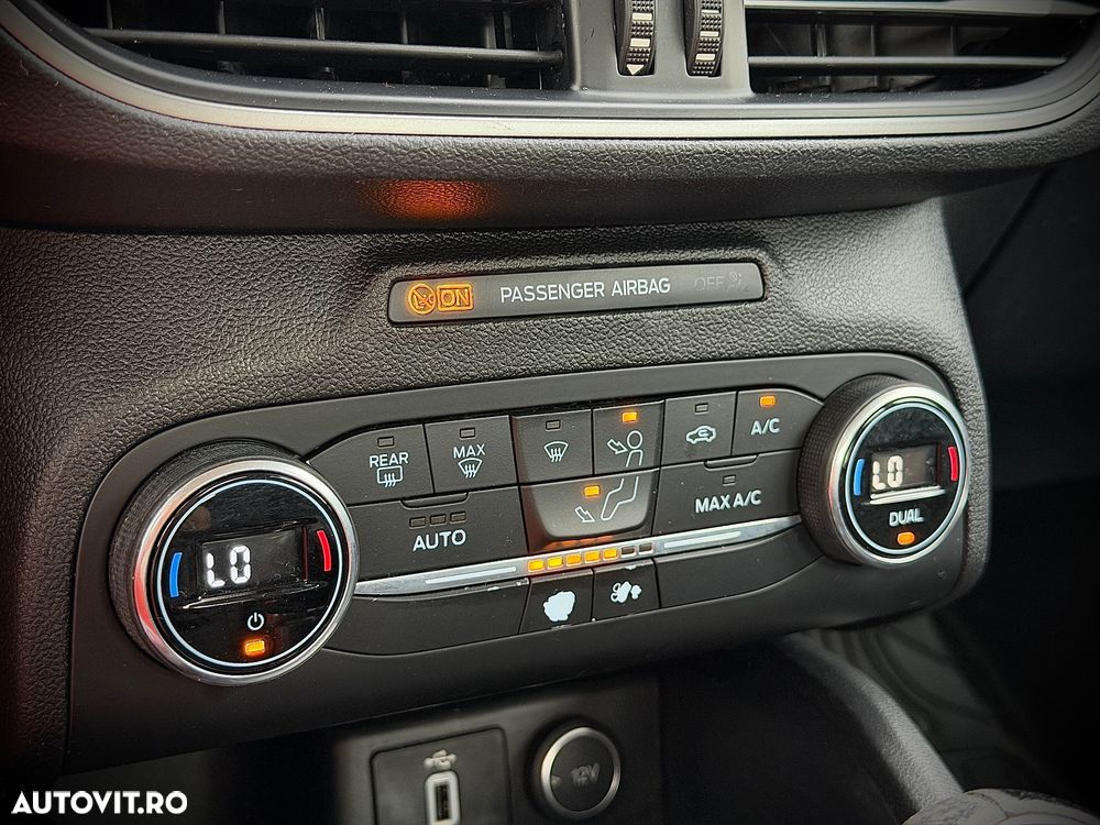 Ford Focus 1.0 EcoBoost Trend Edition - 25