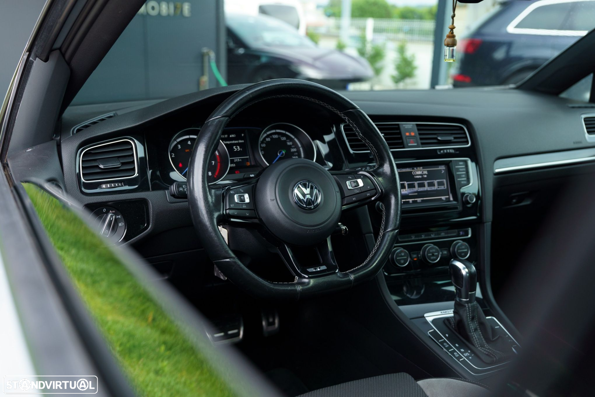 VW Golf 2.0 TSI R DSG - 9