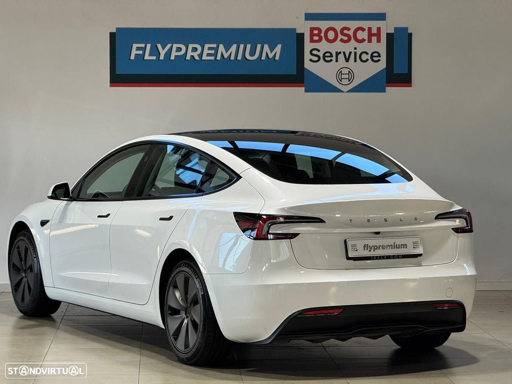 Tesla Model 3 Tração Traseira - 4