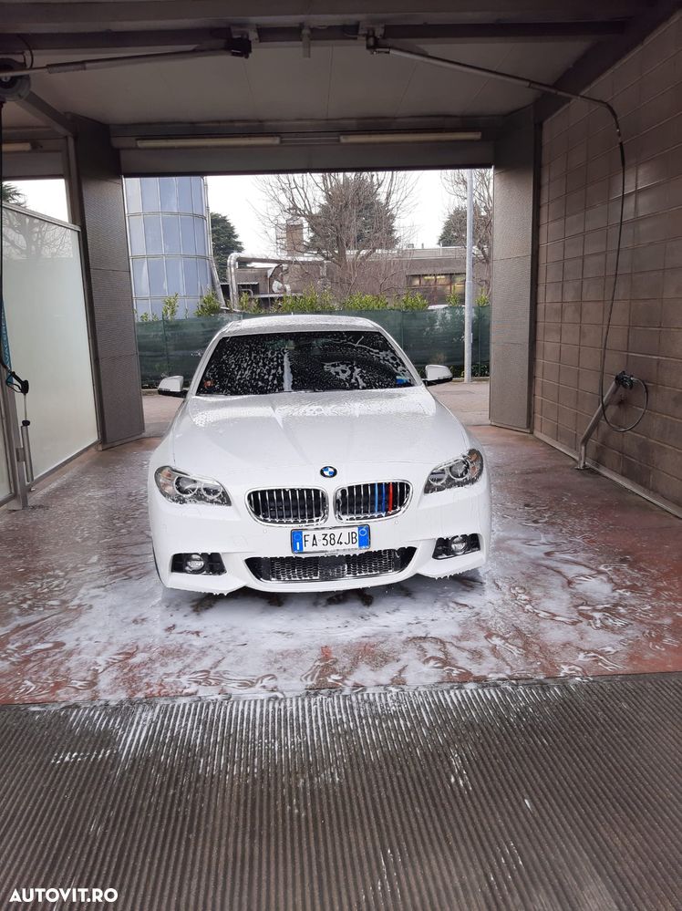BMW Seria 5 520d xDrive AT - 4