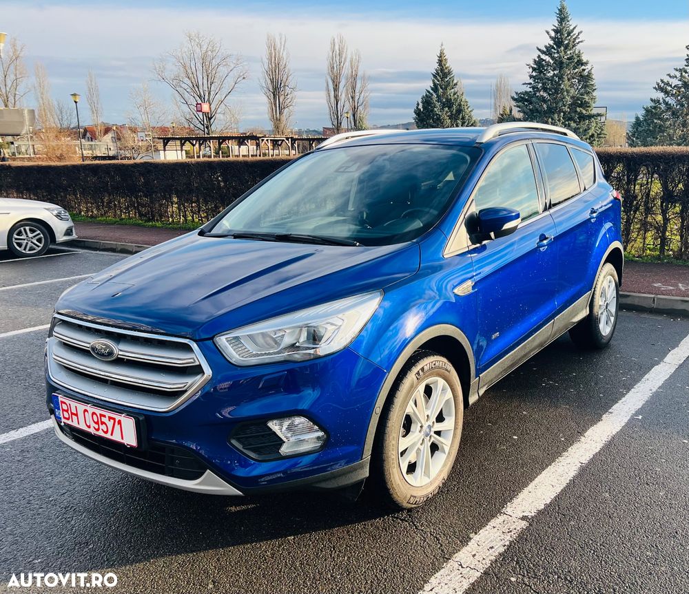 Ford Kuga 1.5 EcoBoost 4WD Titanium - 2