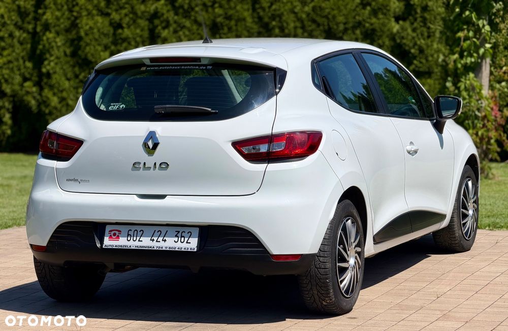 Renault Clio 1.2 16V 75 Expression - 5