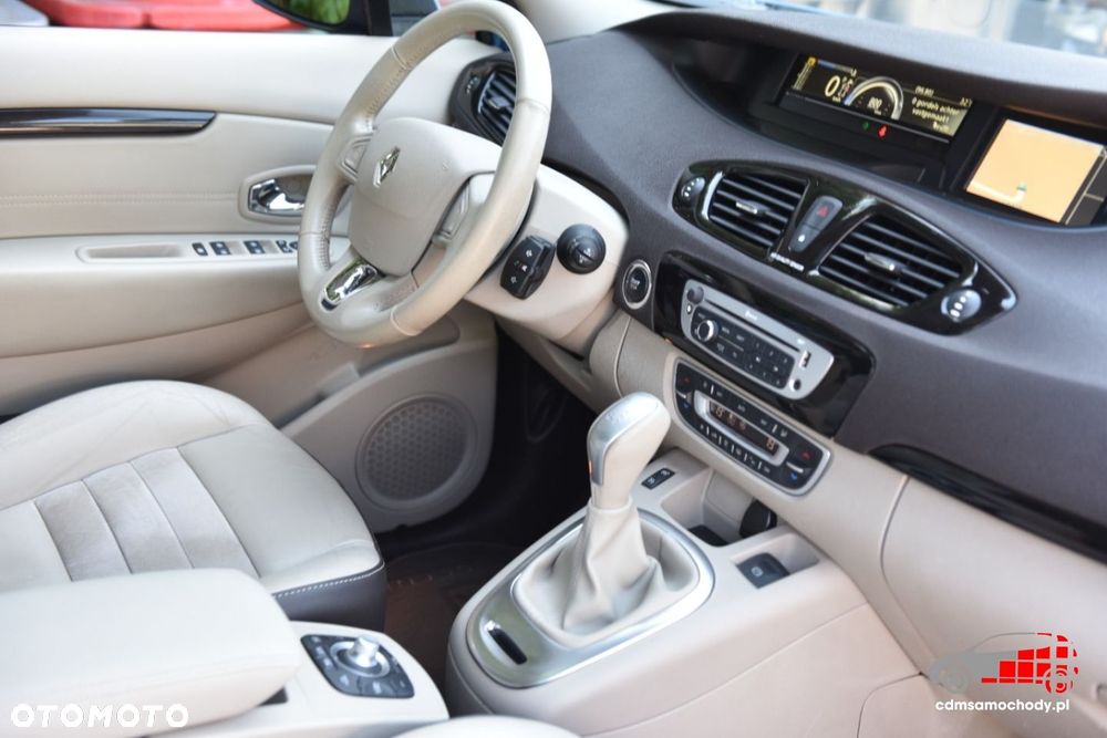 Renault Scenic - 24