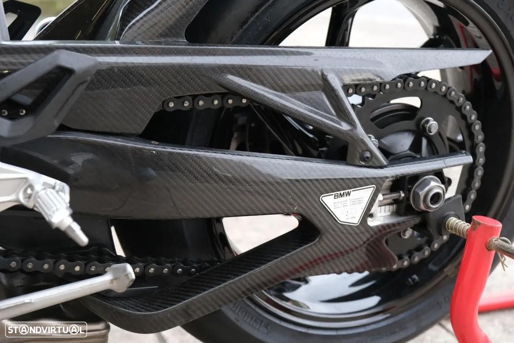 BMW M 1000 RR - 13
