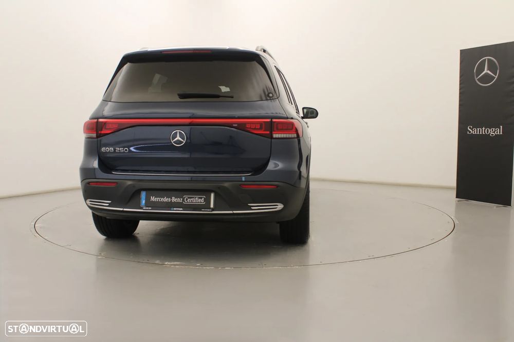 Mercedes-Benz EQB 250 Electric Art - 9