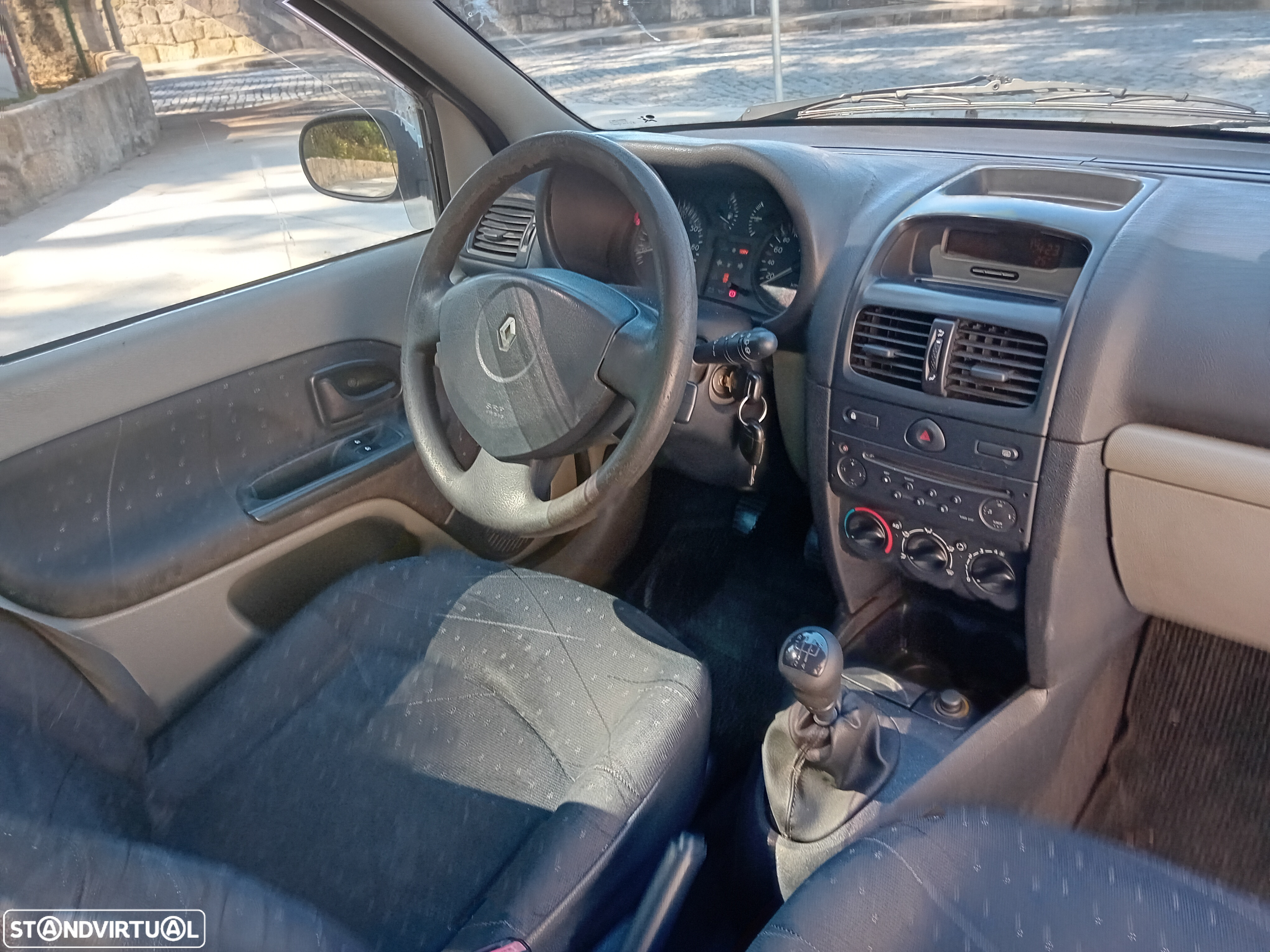 Renault Clio 1.5 dCi Extreme - 9