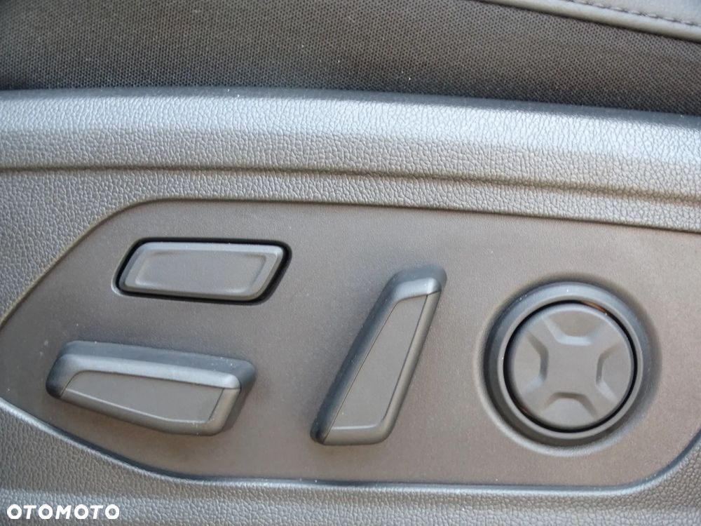Kia Sorento 1.6T-GDI PHEV AWD OPF Platinum - 12