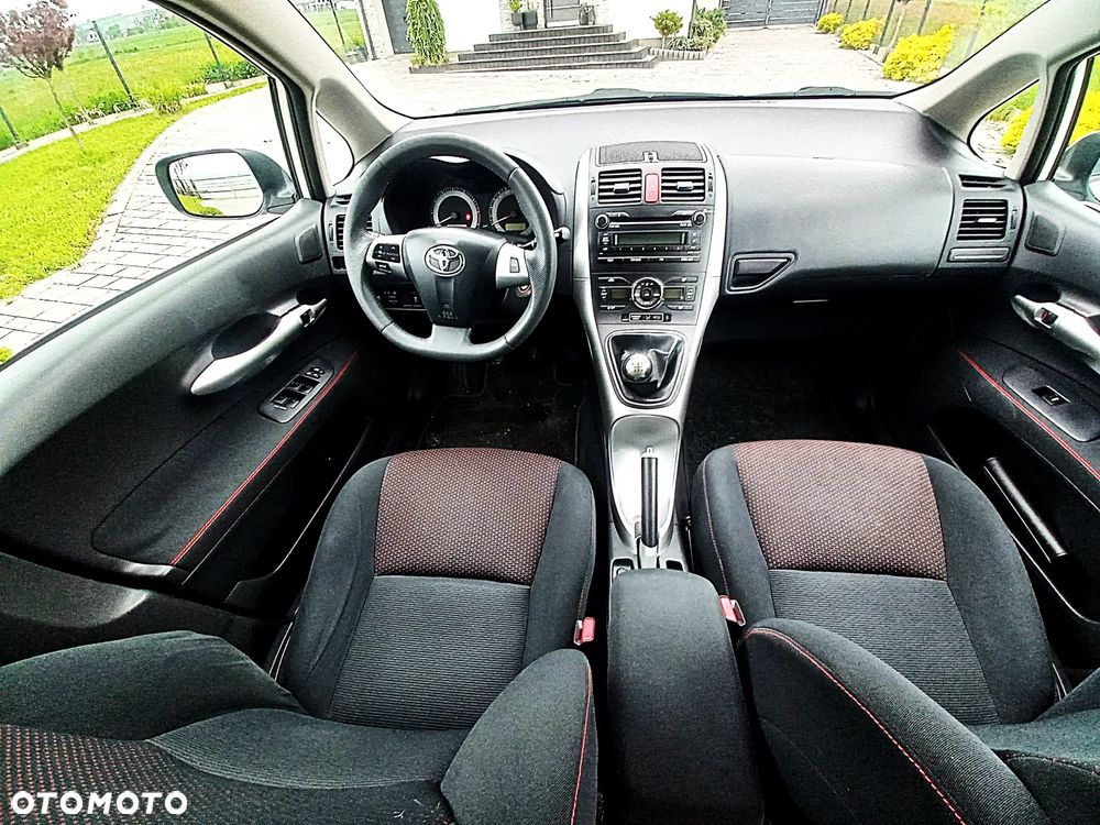 Toyota Auris 1.6 Edition - 5