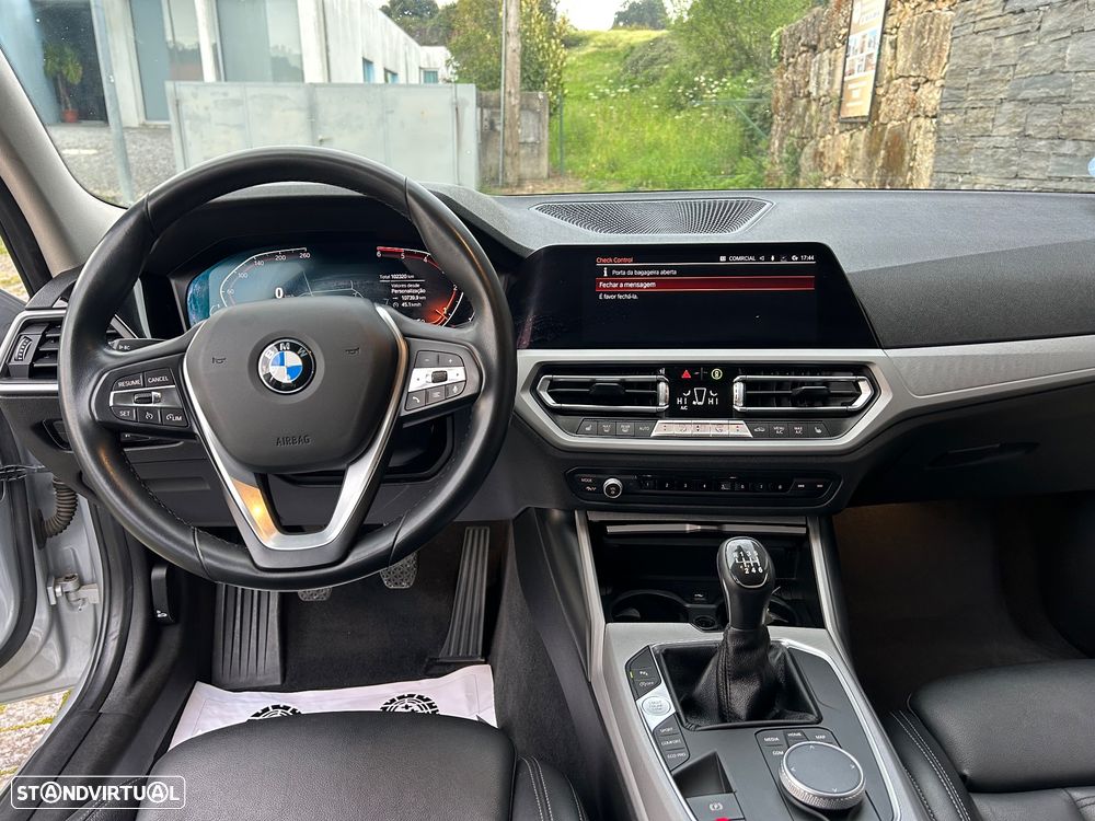 BMW 320 d Line Sport - 13