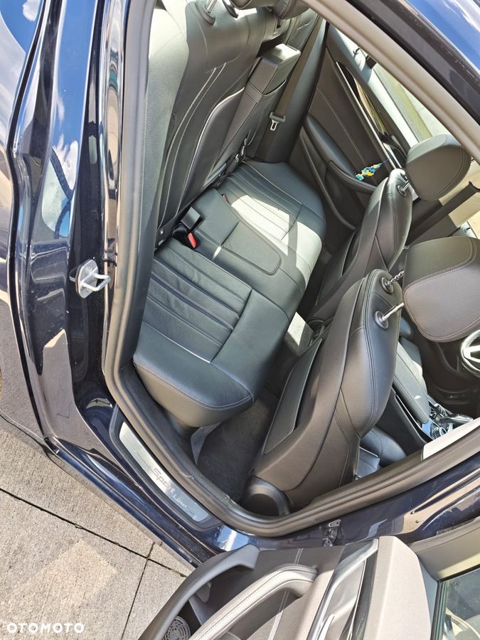 BMW Seria 5 520d xDrive Sport Line - 22