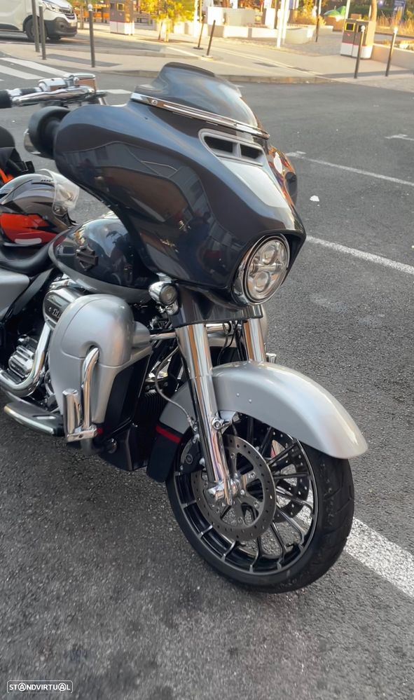Harley-Davidson FLHXS STREET GLIDE CVO - 3
