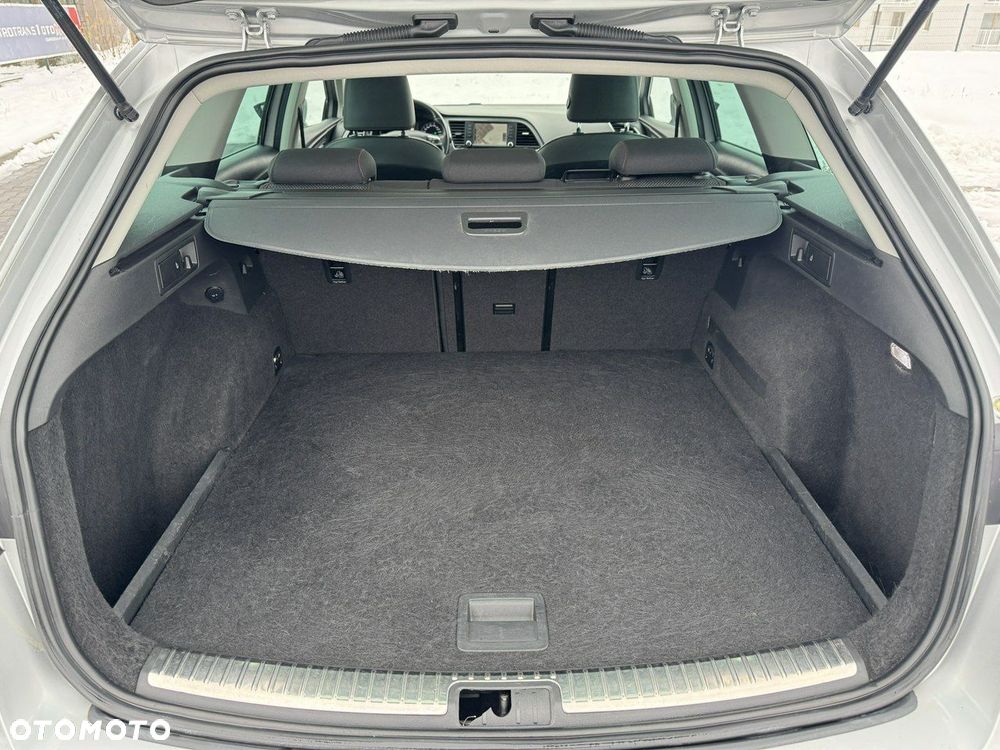 Seat Leon 2.0 TDI DPF Start&Stop DSG FR - 39