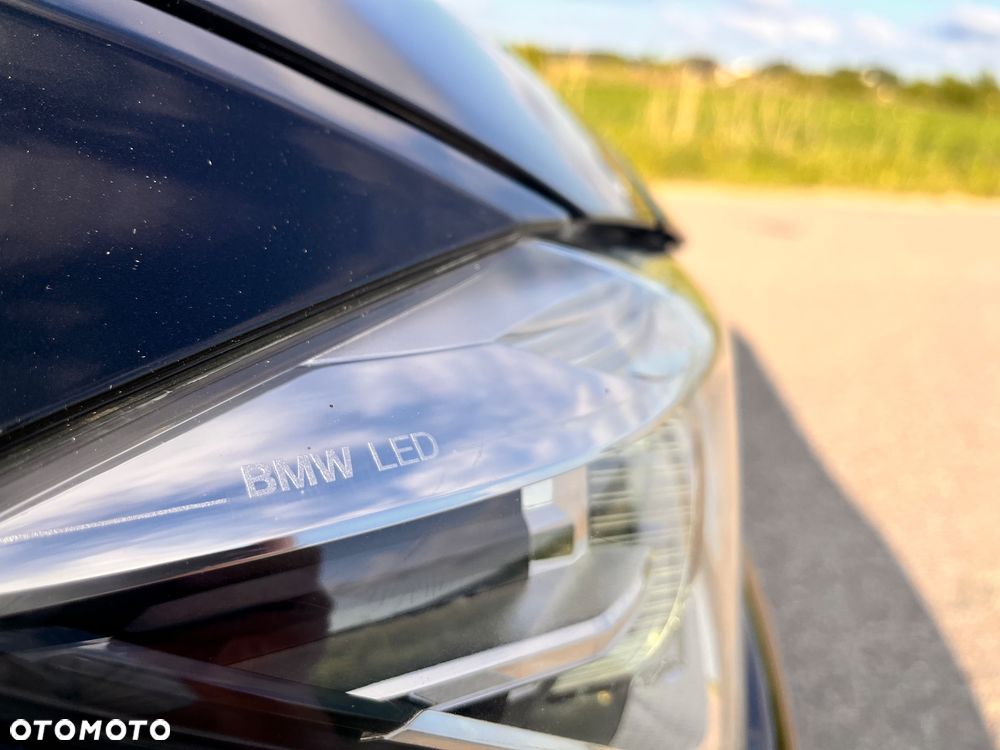 BMW Seria 3 318d Sport Line - 28