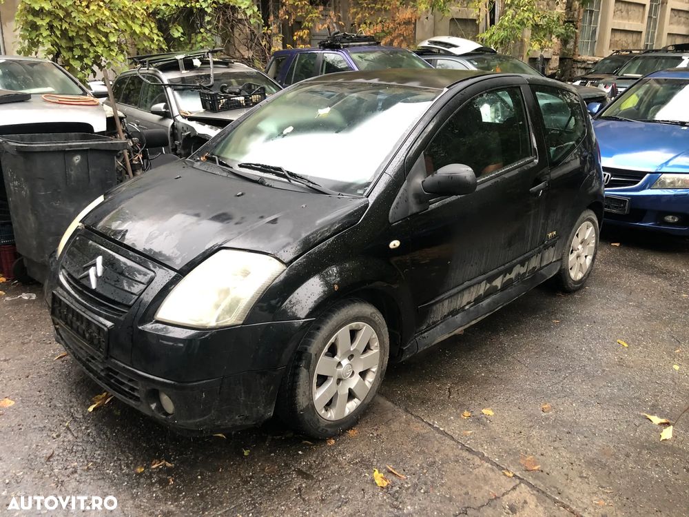 Dezmembrez Citroen C2 negru automat 2006 - 3