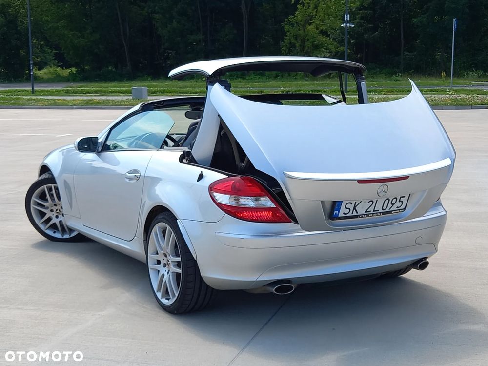 Mercedes-Benz SLK 350 Sport Edition - 10