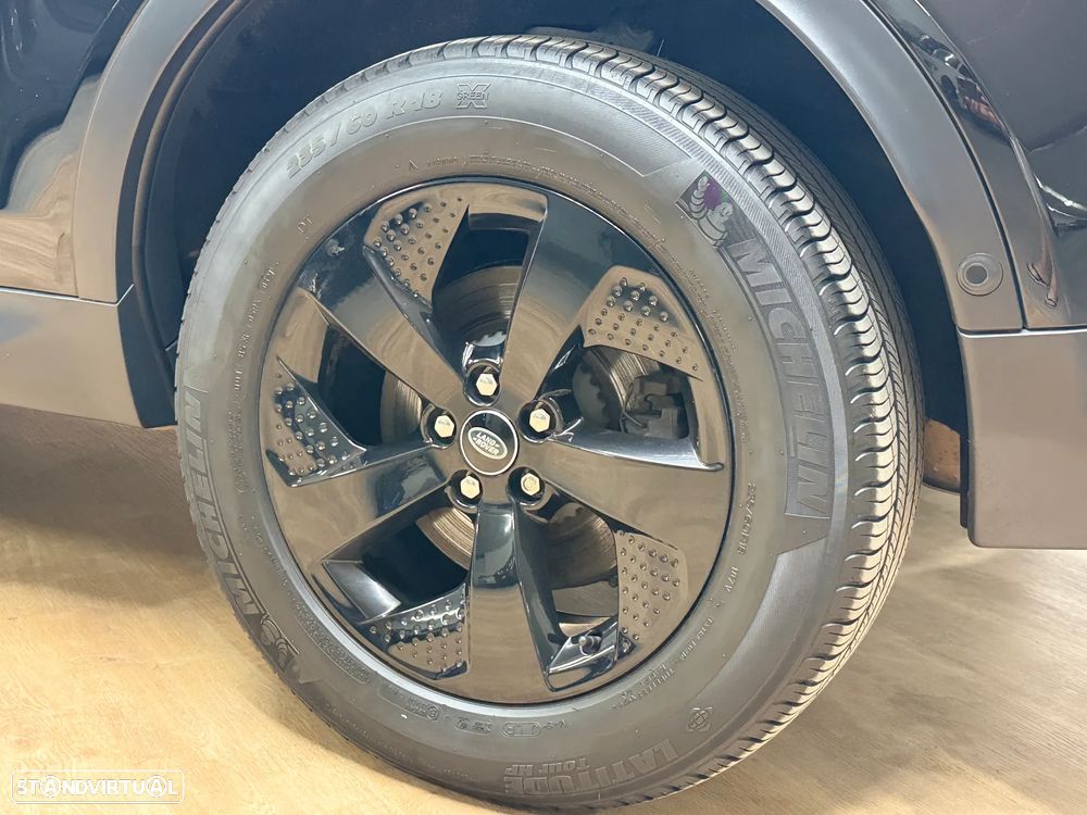 Land Rover Discovery Sport P300e - 8
