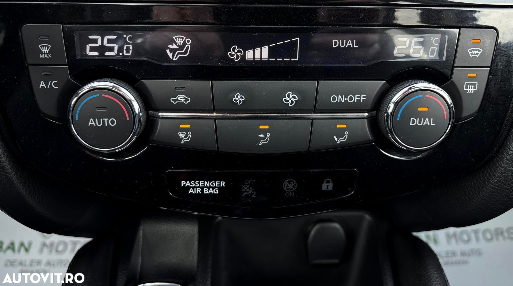 Nissan Qashqai 1.5 DCI Start/Stop Tekna - 23