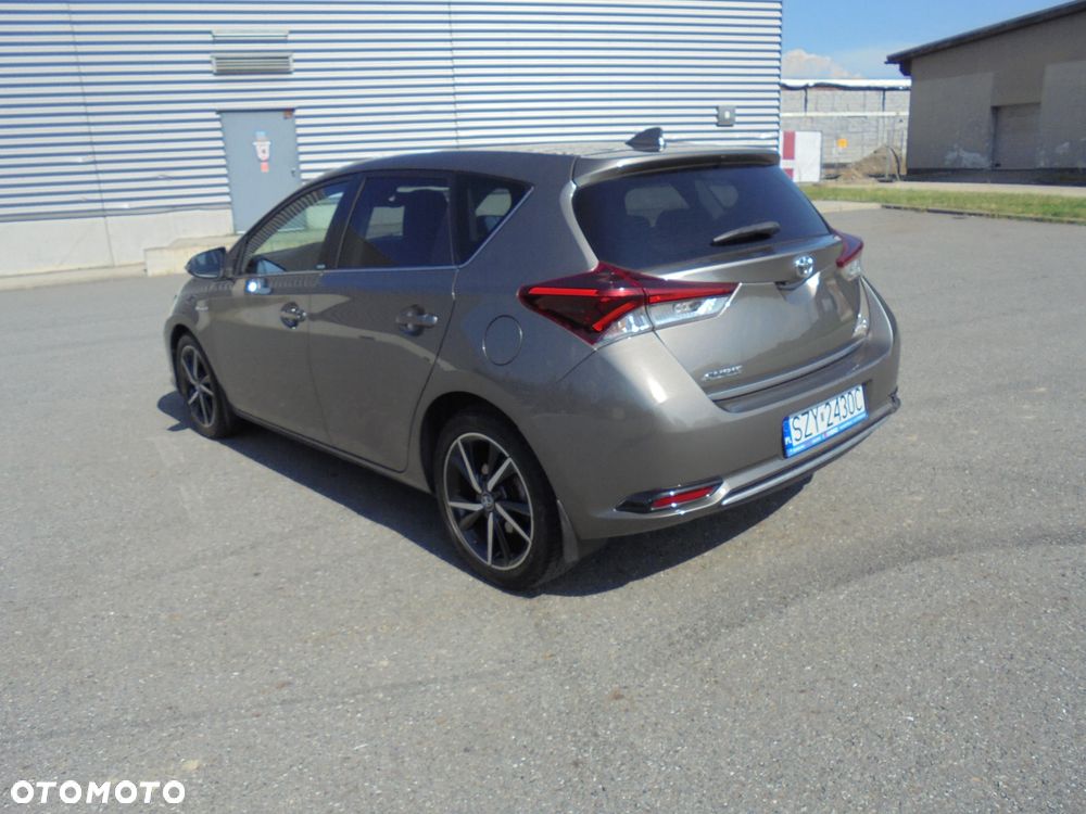 Toyota Auris - 26