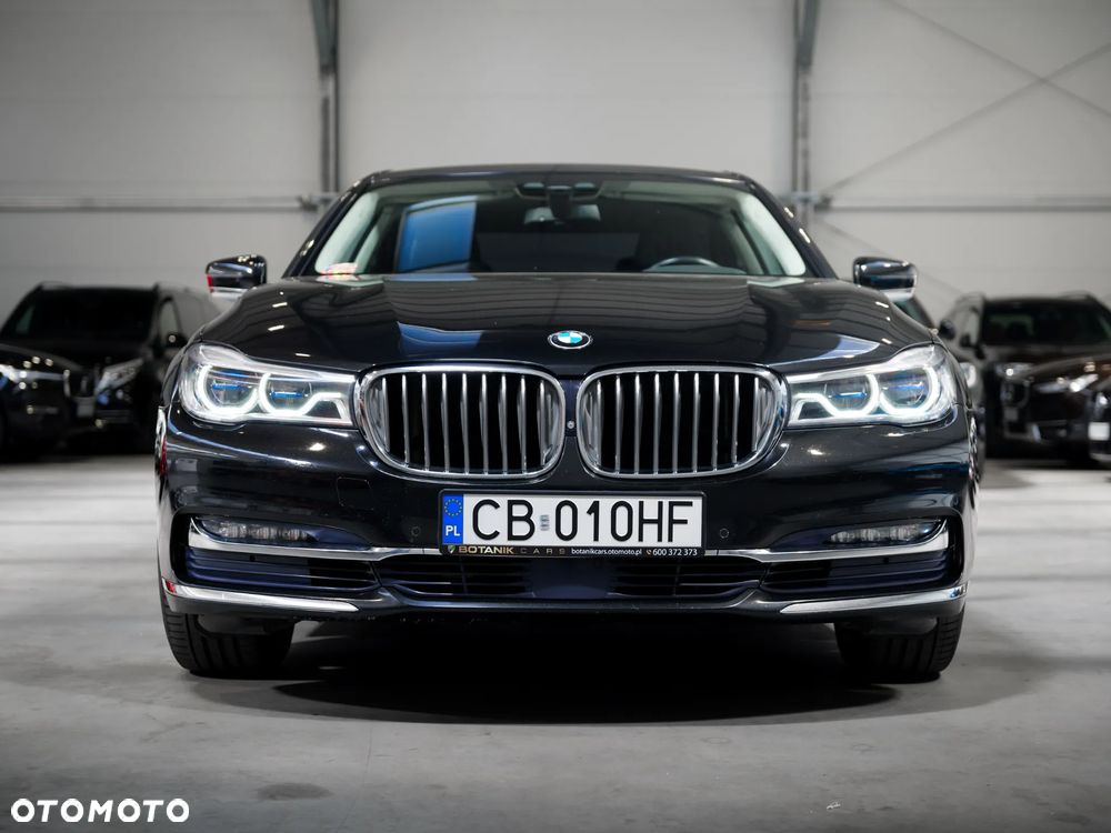BMW Seria 7 730d xDrive - 14