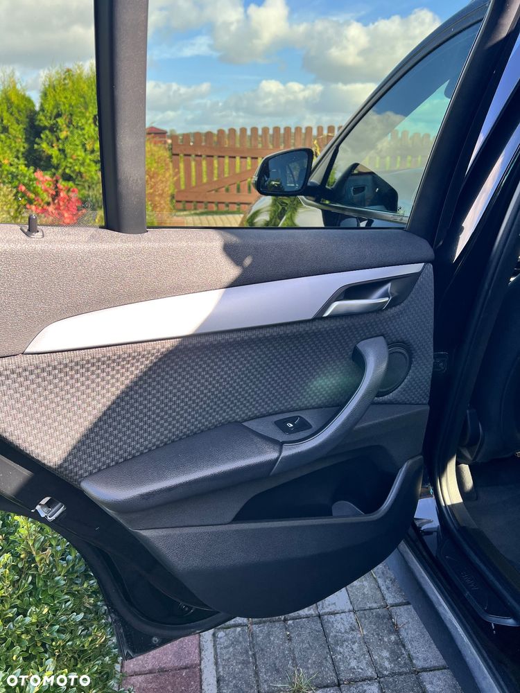 BMW X1 xDrive20i - 15