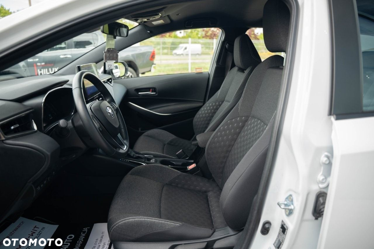 Toyota Corolla - 5