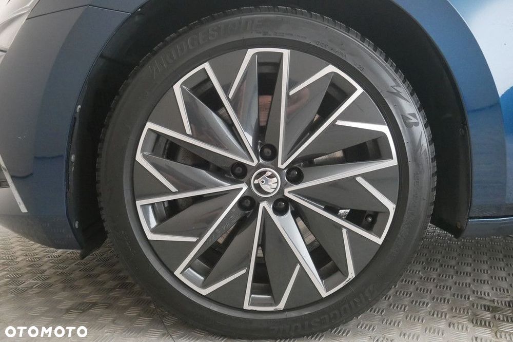 Skoda Superb 2.0 TSI 4x4 L&K DSG - 14