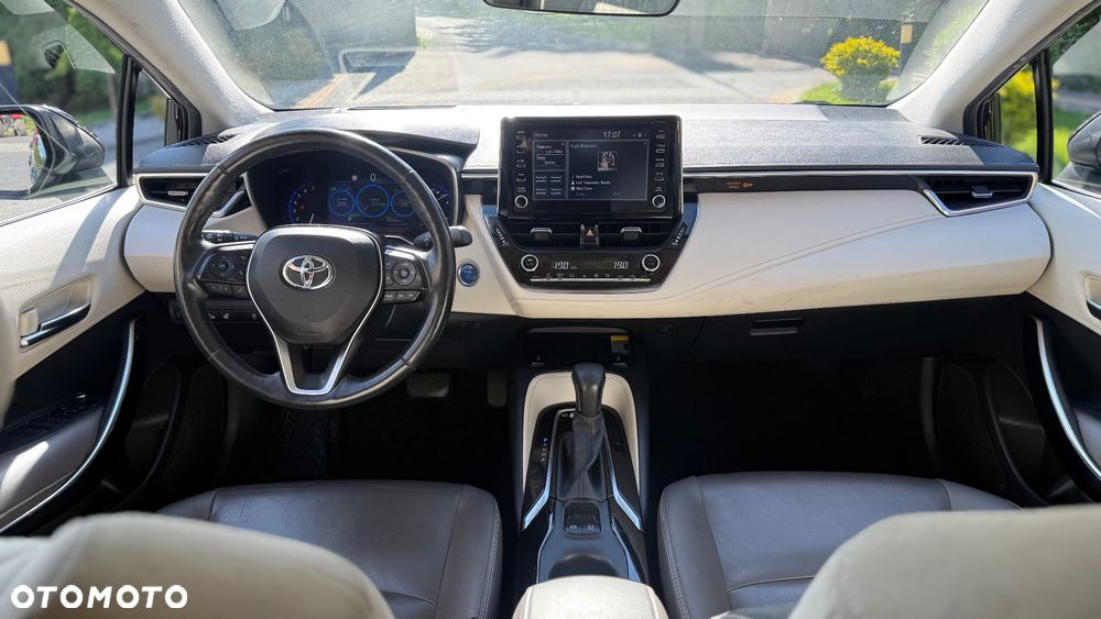Toyota Corolla 1.8 Hybrid Executive - 21